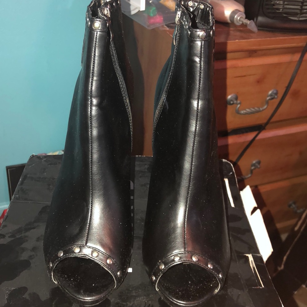 Black Peep Toe Studded Heel